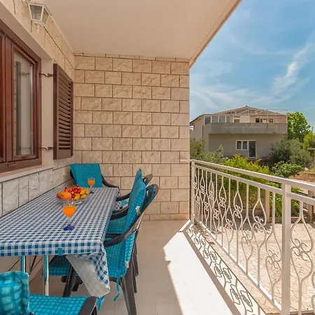 Apartment Ricina Dugi Rat
