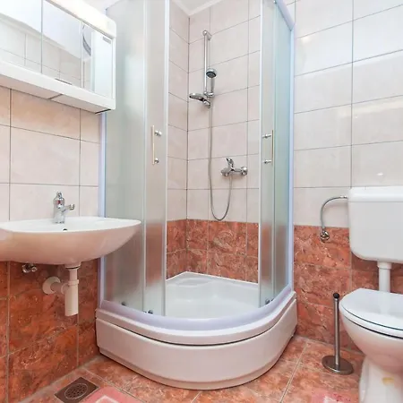 Ricina Apartment