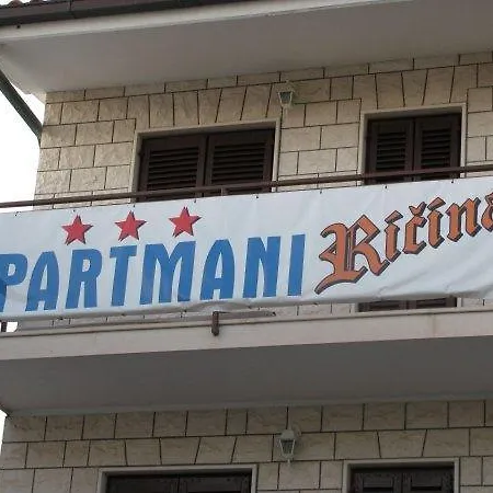 Apartment Ricina
