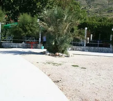 Ricina Dugi Rat